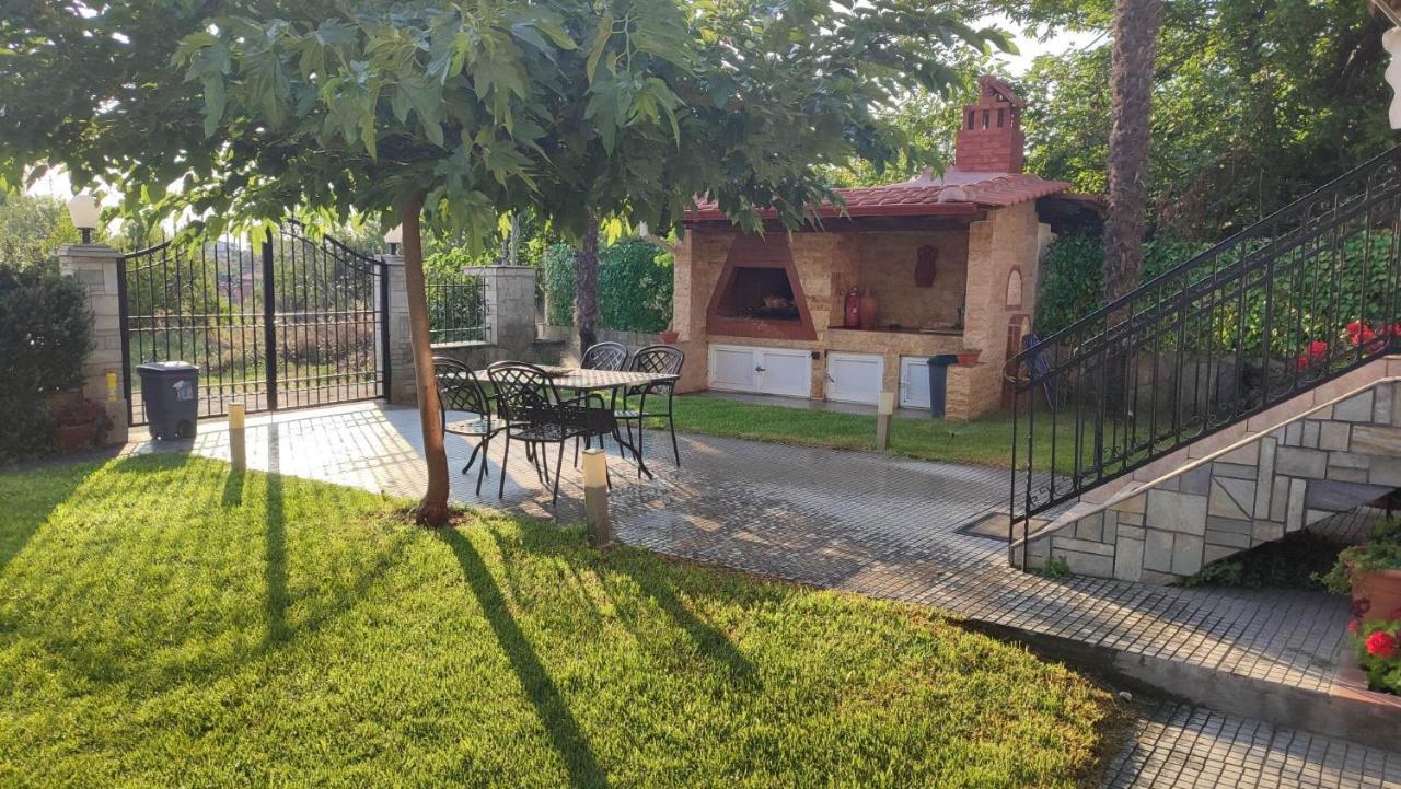 Summer Panorama Retreat - Yard, Barbeque, Up To 7 Epanomi Luaran gambar